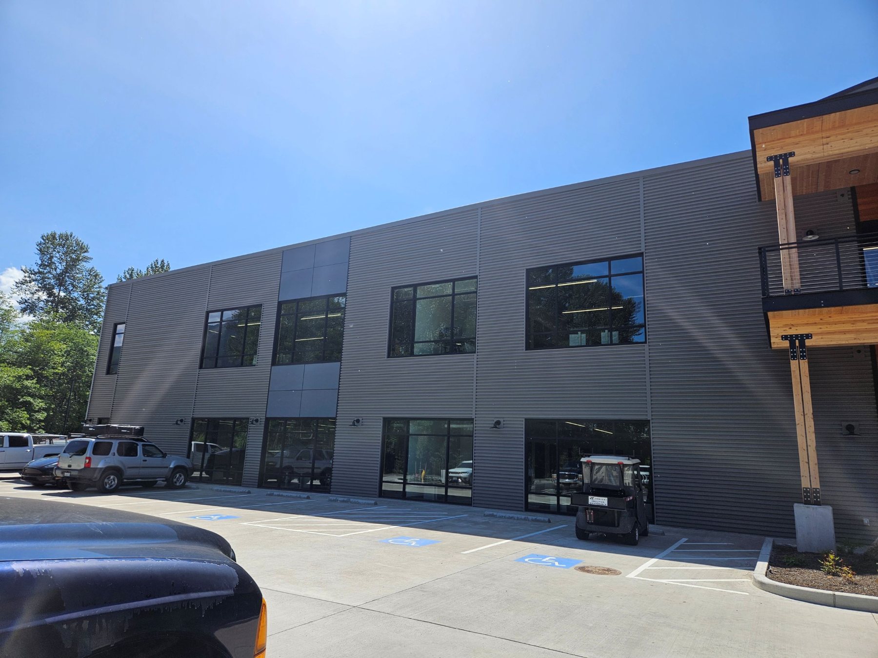 Clean building exterior in Skagit County WA